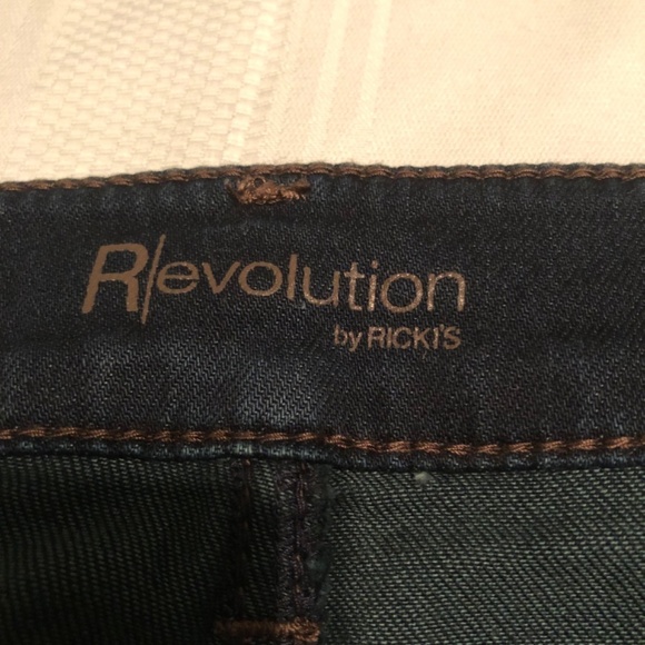 Revolution by Rickis - Ashley slim size 32, spandex in waist, new or like new - Picture 6 of 9